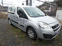Peugeot partner stationwagen (2016-113,460 km) - afbeelding 12 van  25