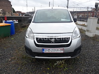 Peugeot partner stationwagen (2016-113,460 km) - afbeelding 3 van  25