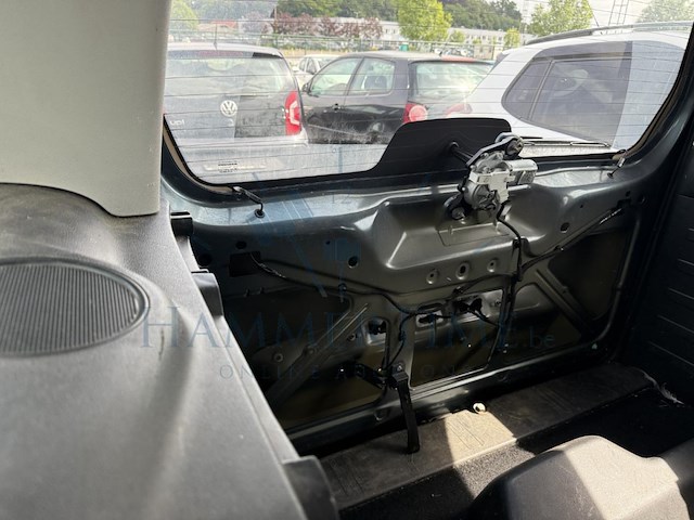 Peugeot partner tepee 2plc 1.6i premium, 2010 - afbeelding 18 van  30