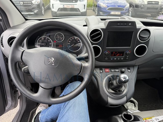 Peugeot partner tepee outdoor 1.2 puretech outdoor s&s, 2017 - afbeelding 2 van  30