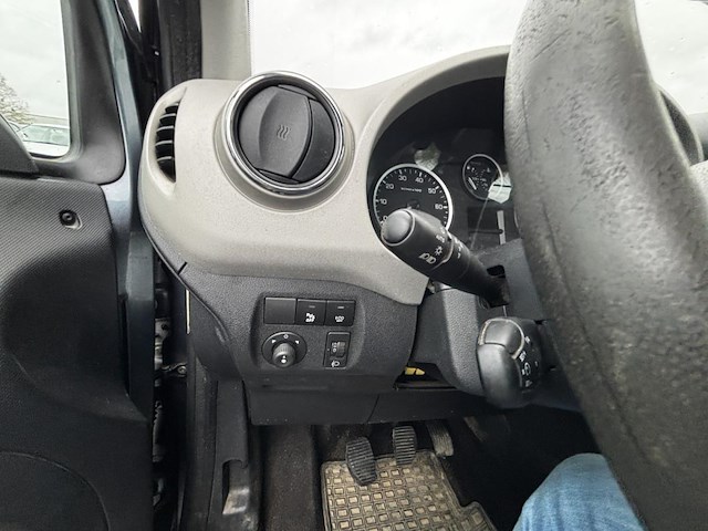 Peugeot partner tepee outdoor 1.6 e-hdi outdoor stt, 2013 - afbeelding 7 van  37