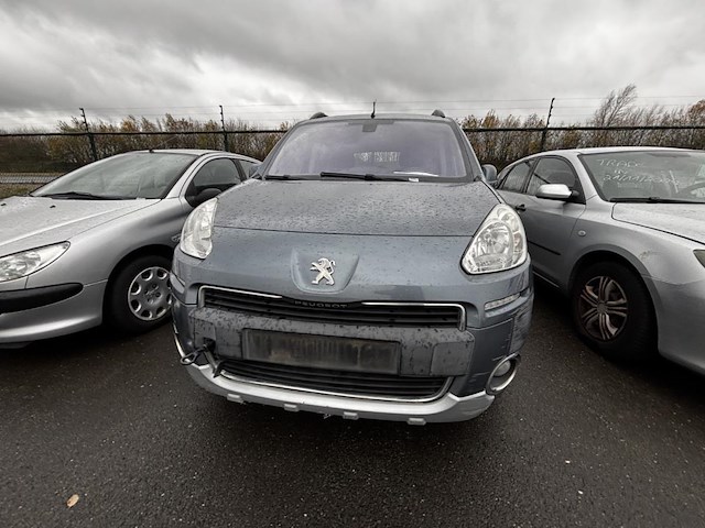 Peugeot partner tepee outdoor 1.6 e-hdi outdoor stt, 2013 - afbeelding 12 van  37