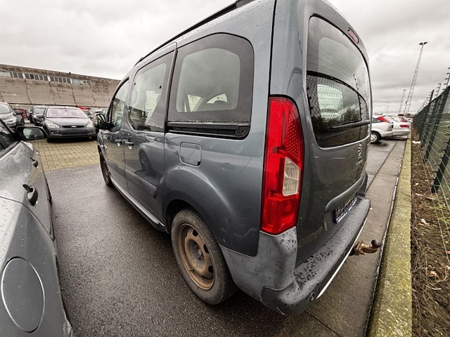 Peugeot partner tepee outdoor 1.6 e-hdi outdoor stt, 2013 - afbeelding 33 van  37