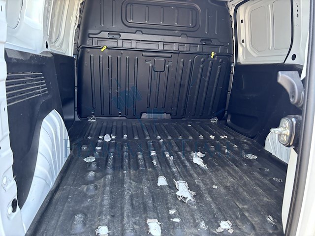Peugeot partner van swb 1.5 bluehdi l1 std light prem.s/s(eu6.2), 2019 - afbeelding 16 van  33