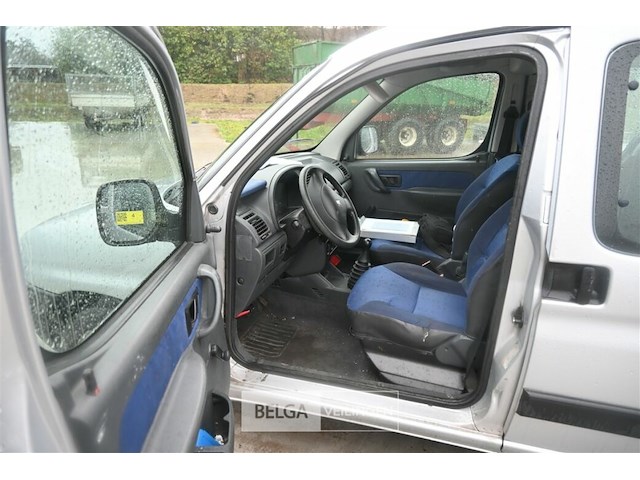 Peugeot partner - afbeelding 13 van  18
