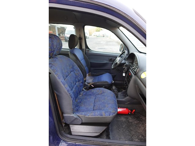 Peugeot partner - afbeelding 2 van  22