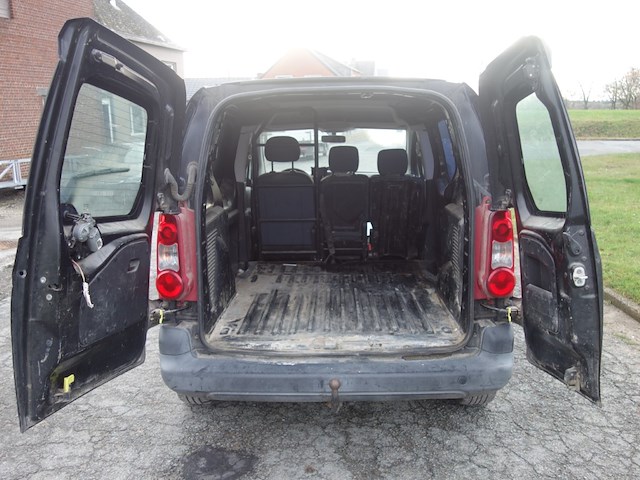 Peugeot partner - afbeelding 10 van  13