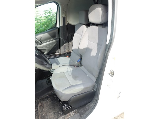 Peugeot partner - afbeelding 6 van  9