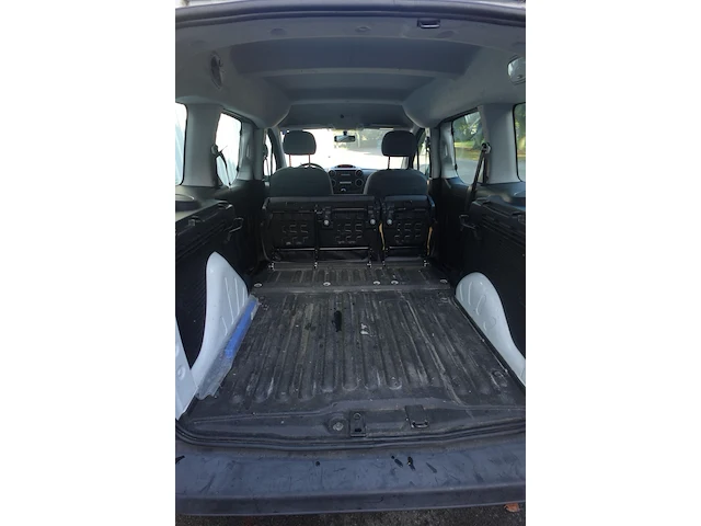 Peugeot partner - afbeelding 11 van  13
