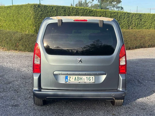 Peugeot partnerauto 1.6 hdi – 2012 – 212.039 km – 92 pk – diesel - afbeelding 13 van  19