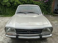 Peugeot sedan 504 oldtimer - afbeelding 22 van  23