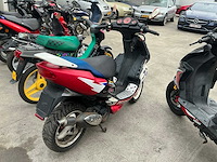 Peugeot speedfight scooter dienend voor wisselstukken - afbeelding 2 van  4
