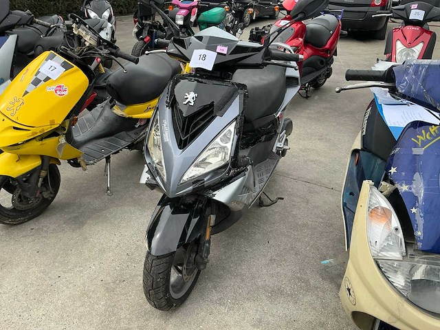 Peugeot speedfight scooter - afbeelding 1 van  6