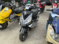 Peugeot speedfight scooter