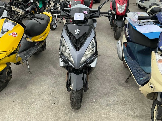 Peugeot speedfight scooter - afbeelding 2 van  6
