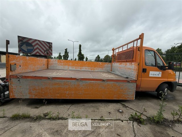 Peugot boxer camionette - afbeelding 34 van  36