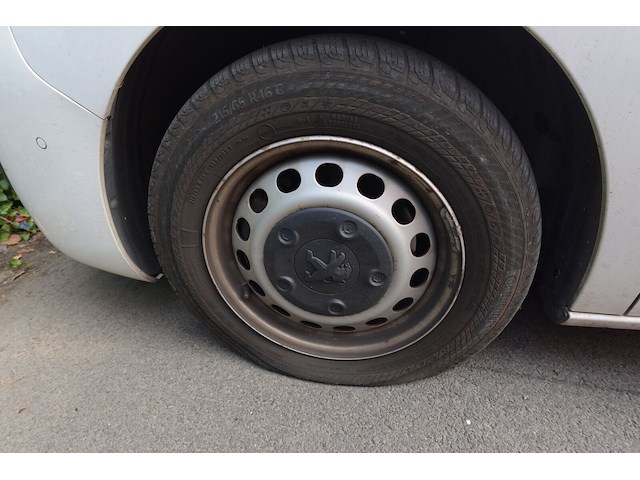 Peugot exprert - afbeelding 8 van  16