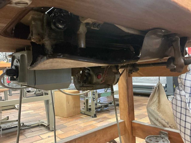 Pfaff 138-6 zigzag naaimachine - afbeelding 5 van  7