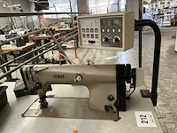 Pfaff 487-706/82 naaimachine - afbeelding 1 van  3