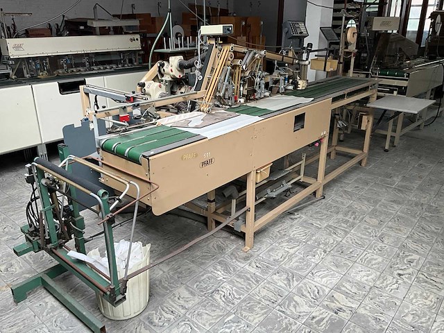 Pfaff 5642 voorbaanautomaat - afbeelding 1 van  14