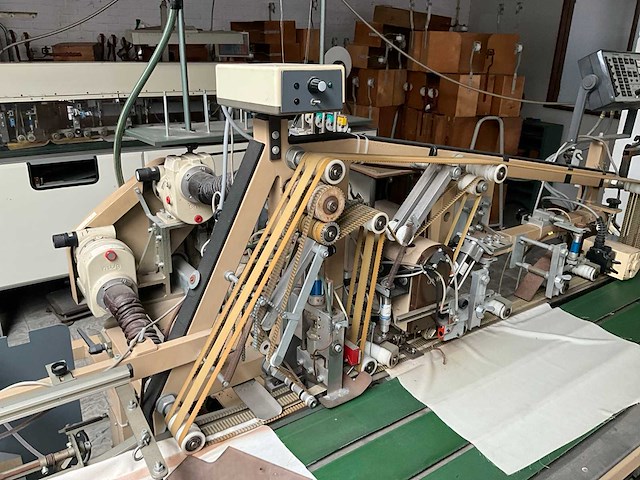 Pfaff 5642 voorbaanautomaat - afbeelding 10 van  14