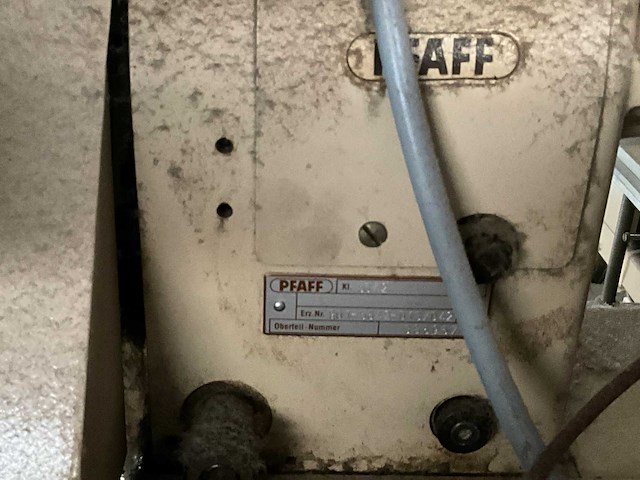 Pfaff 5642 voorbaanautomaat - afbeelding 5 van  9