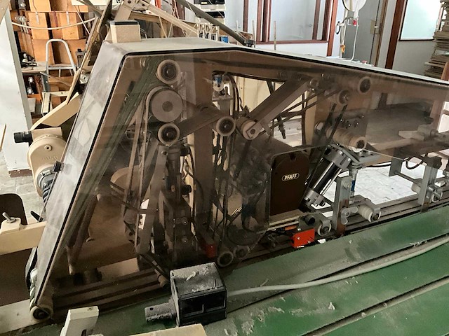 Pfaff 5642 voorbaanautomaat - afbeelding 20 van  21