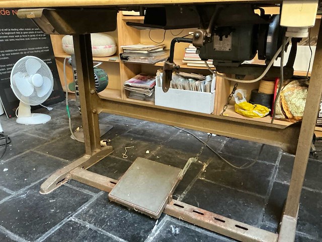 Pfaff naaimachine - afbeelding 6 van  9