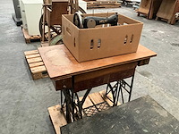 Pfaff pedaalmodel antieke naaimachine - afbeelding 4 van  5