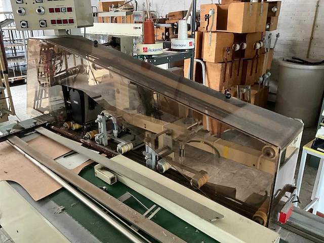 Pfaff voorbaanautomaat - afbeelding 15 van  15