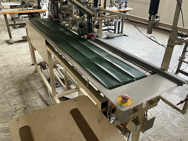 Pfaff voorbaanautomaat - afbeelding 12 van  17