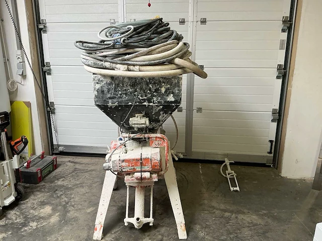 Pft mono-jet pleisterspuitmachine - afbeelding 1 van  12