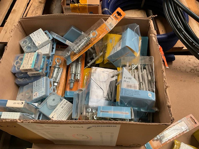 Pgb fasteners divers bevestigingsmateriaal - afbeelding 9 van  9