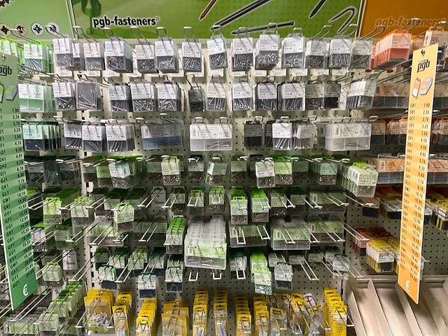 Pgb-fasteners partij bouw- en bevestigingsmateriaal - afbeelding 33 van  50