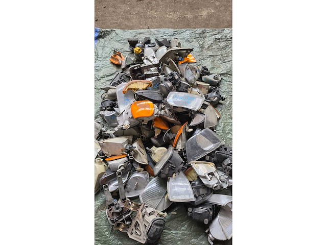 Phares (110x) - afbeelding 4 van  7