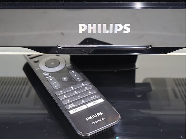 Philips 32inch ambilight - afbeelding 3 van  5