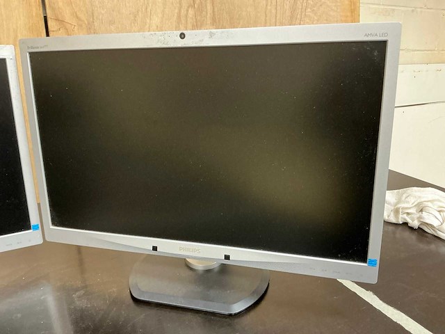Philips amva led 241p4q monitor (4x) - afbeelding 8 van  15