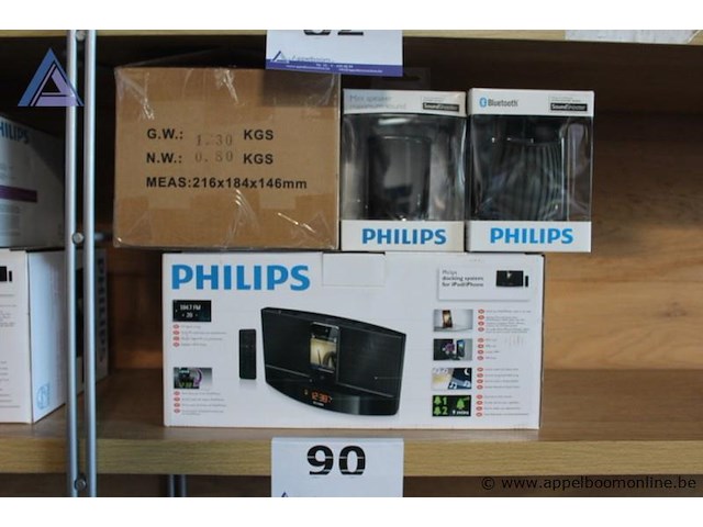 Philips docking system voor ipod/iphone met afstandsbediening, 2x philips bluetooth mini speaker, werking niet gekend - afbeelding 1 van  2