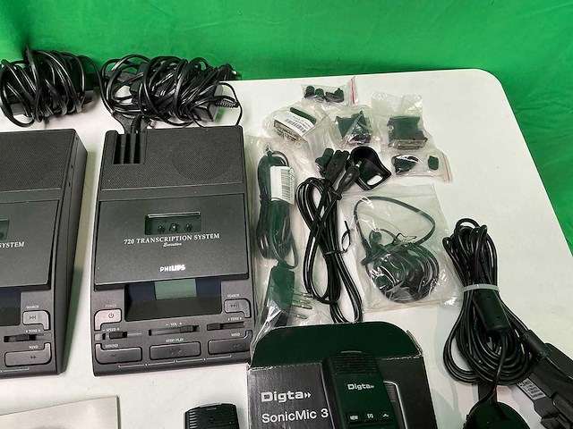 Philips en grundig - dicteerapparatuur (22x) - afbeelding 7 van  9