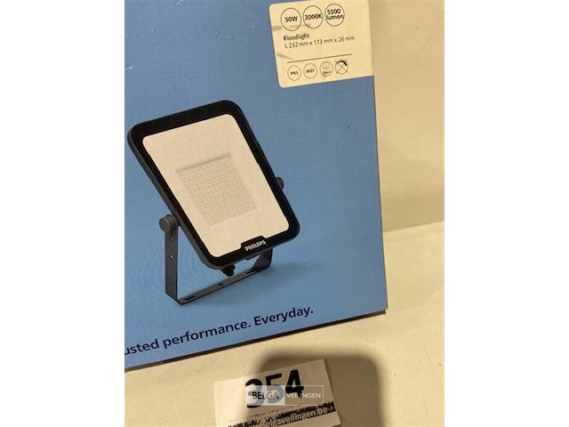 Philips led straler ip65 5500 lumen50w 3000k - afbeelding 3 van  3
