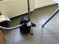 Philips performer compact stofzuiger - afbeelding 2 van  3