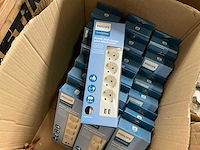 Philips stekkerdoos 4-voudig - 2x usb 2 meter (19x) - afbeelding 1 van  6