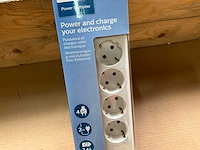 Philips stekkerdoos 4-voudig - 2x usb 2 meter (19x) - afbeelding 3 van  6