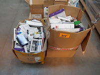 Phone schermprotectors en beschermhoezen - afbeelding 1 van  4