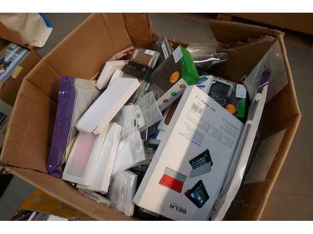 Phone schermprotectors en beschermhoezen - afbeelding 3 van  4