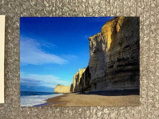 Photograph “etretat” - afbeelding 2 van  3