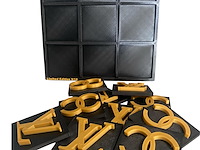 Pi-xl - 'fashion clash tic-tac-toe ' - afbeelding 6 van  7