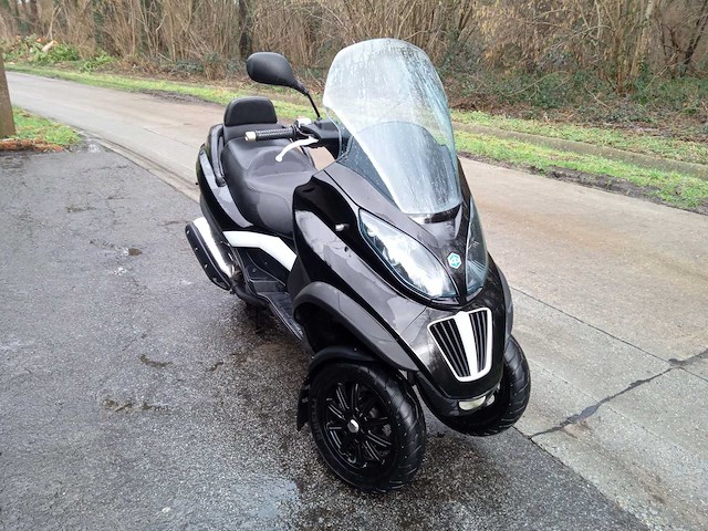 Piaggio - mp3 - motorfiets - afbeelding 4 van  9