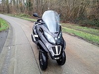 Piaggio - mp3 - motorfiets - afbeelding 7 van  9