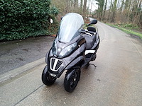 Piaggio - mp3 - motorfiets - afbeelding 8 van  9
